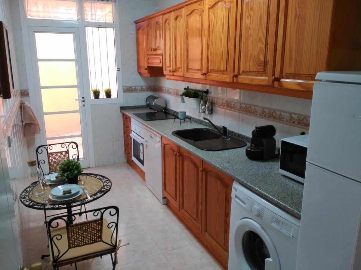 Confortable, Bright, Well Located Appartement *